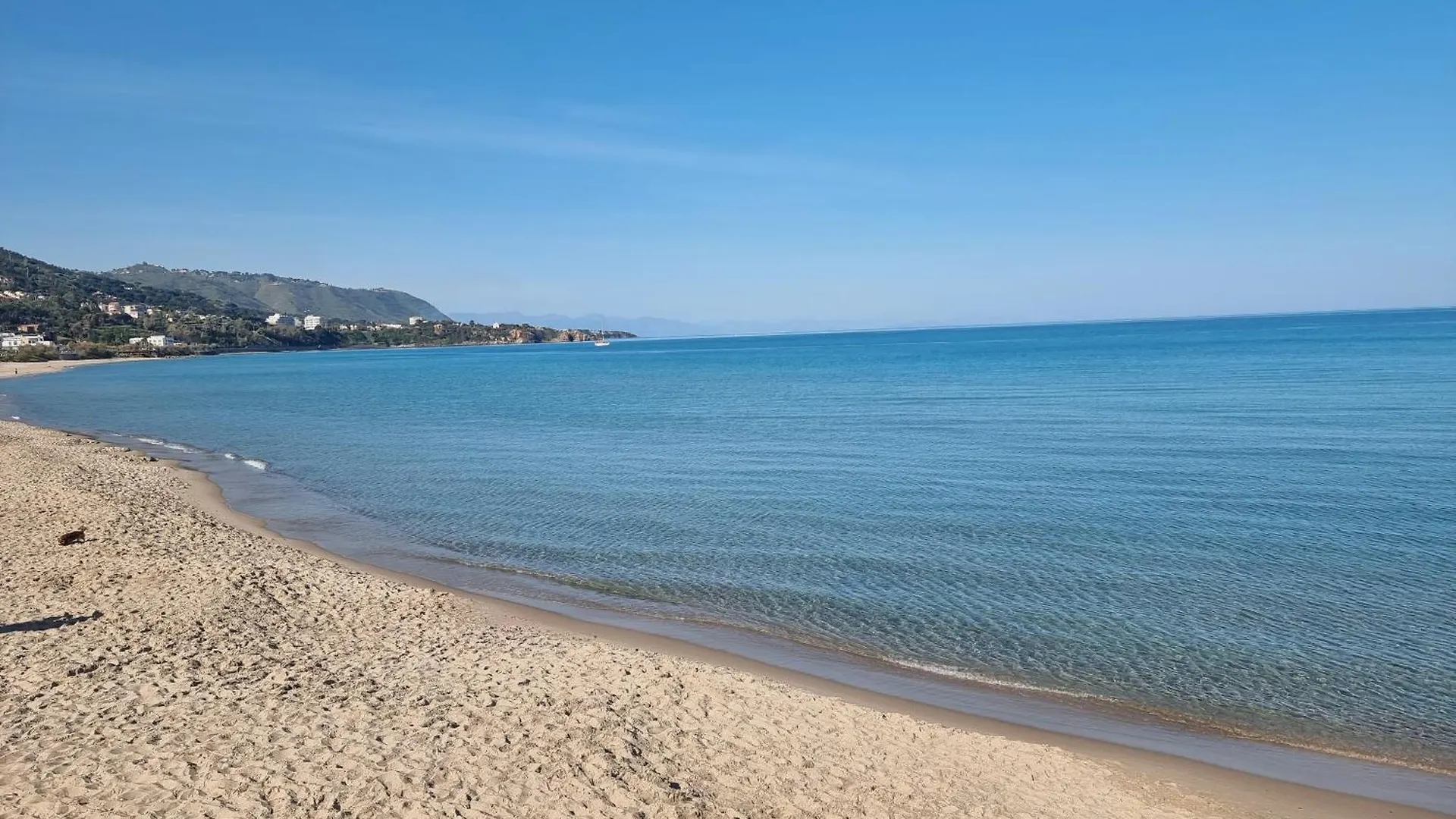 Theo'S House By Holiday World Cefalù Lejlighed